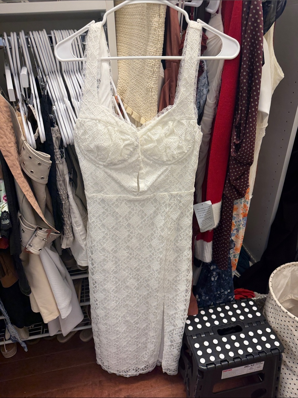 Astr White Lace Midi Dress with Sweetheart Neckline